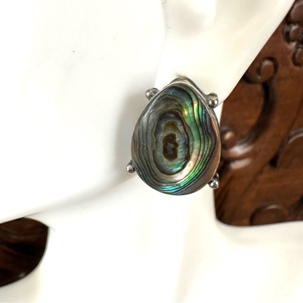 Chico’s Javalin abalone post earrings - Picture 6 of 9